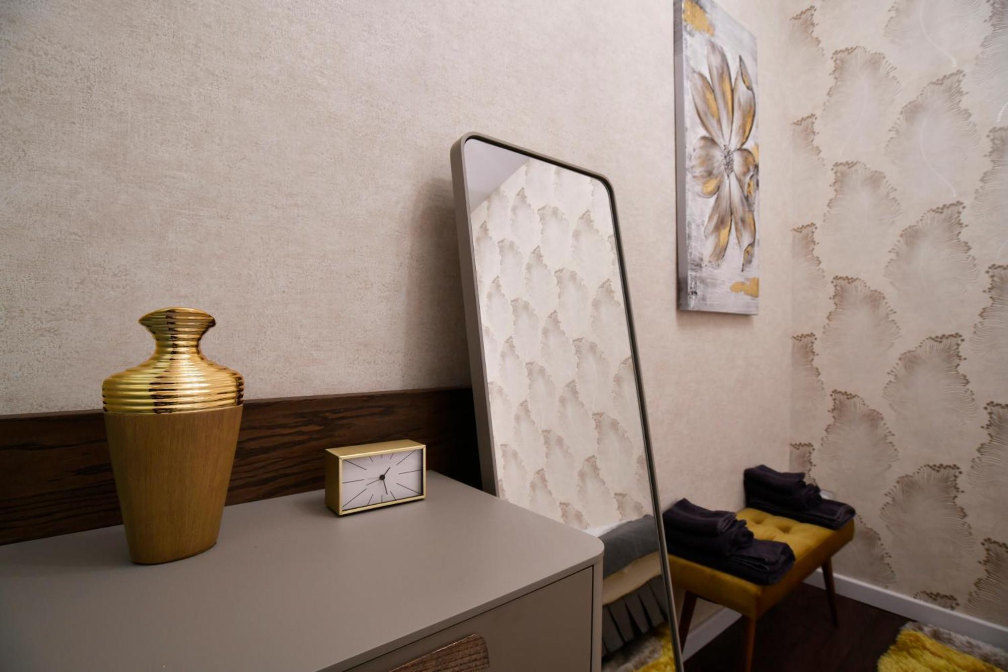 Luxuryflat Near Centre On118 Sqm, 3Br,2Bth,8Bed,Ac Apartment Budapest Exterior photo