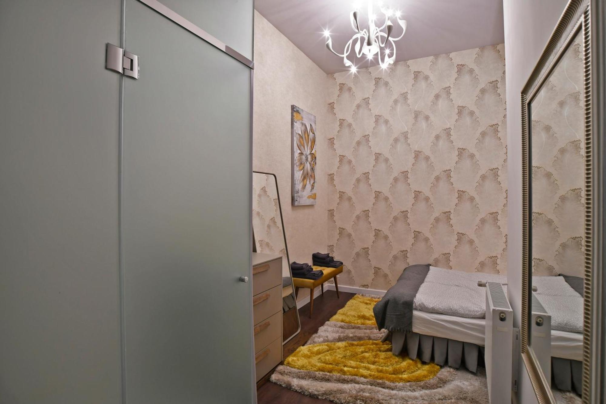 Luxuryflat Near Centre On118 Sqm, 3Br,2Bth,8Bed,Ac Apartment Budapest Exterior photo