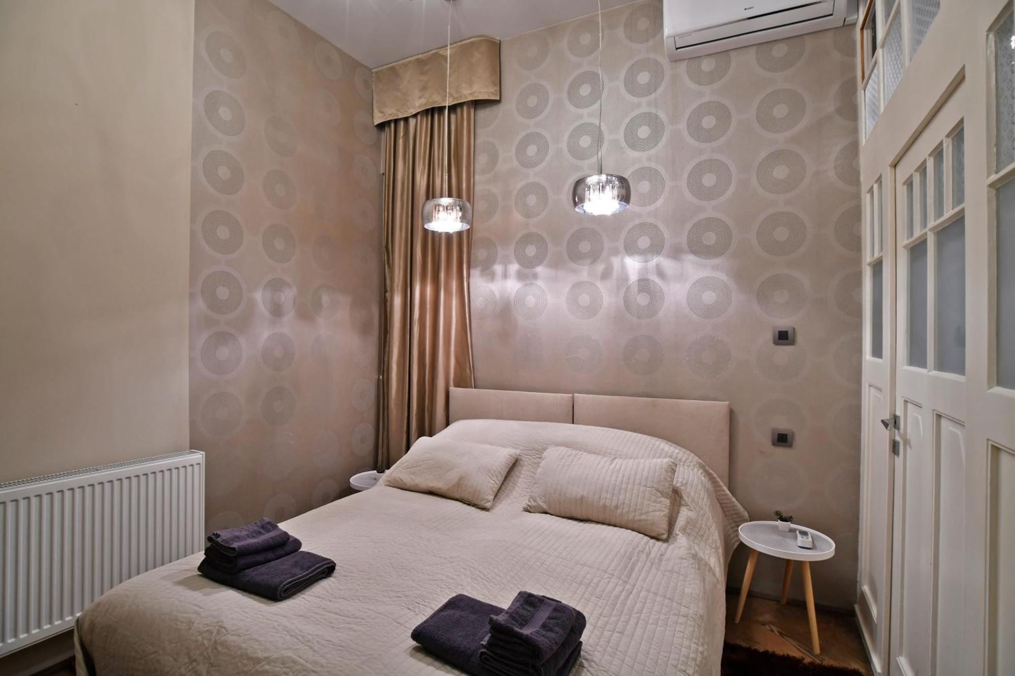 Luxuryflat Near Centre On118 Sqm, 3Br,2Bth,8Bed,Ac Apartment Budapest Exterior photo